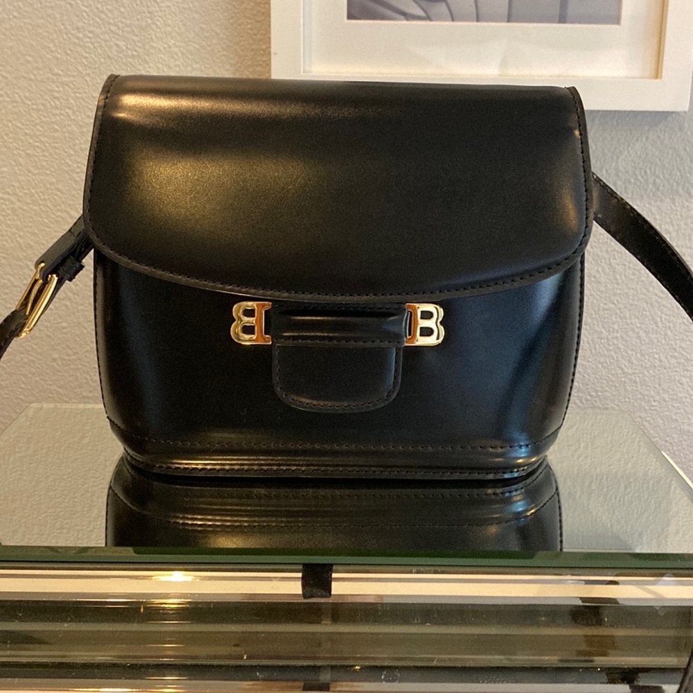 Gorgeous EUC Bally double B bag!